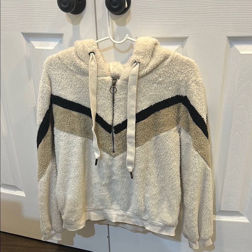 VINTAGE HAVANA Cozy Fleece Sweatshirt